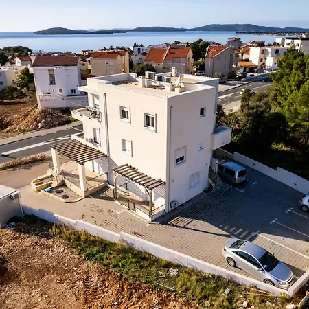 Stunning Eden De In The Heart Of Dalmatia زابوريتش